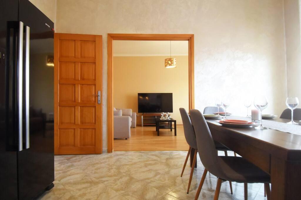 Iris -odlicno Mjesto U Centru Pule Apartment Pula
