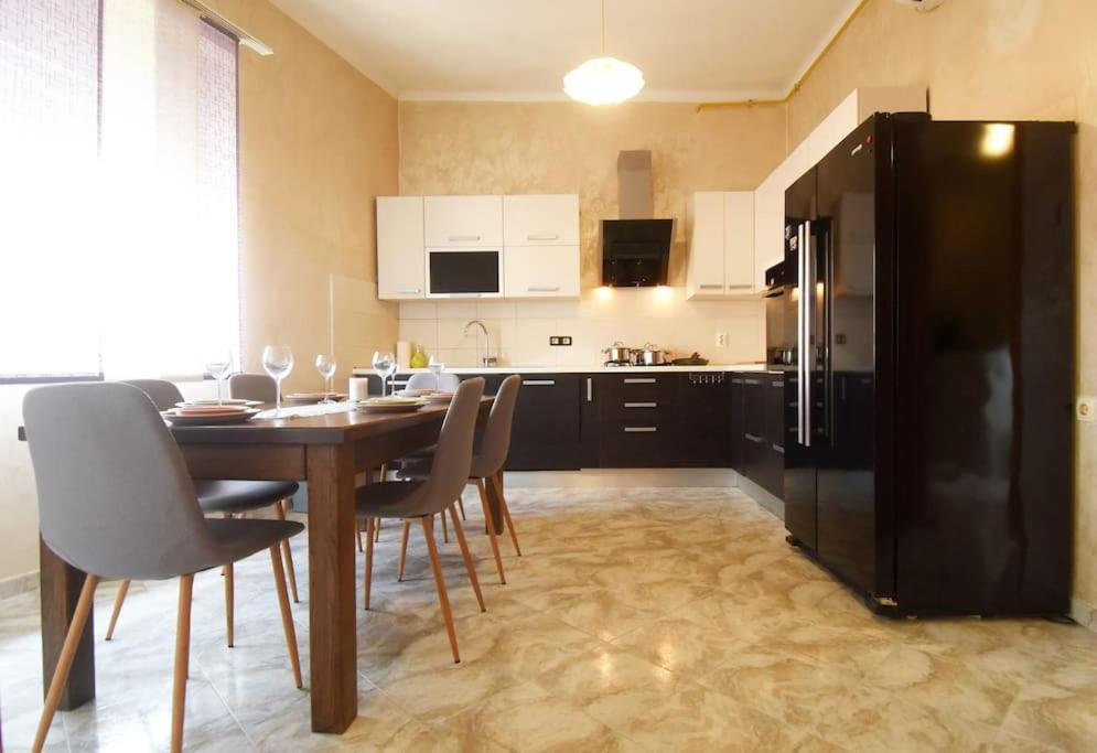 Apartment Iris -odlicno Mjesto U Centru Pule Pula